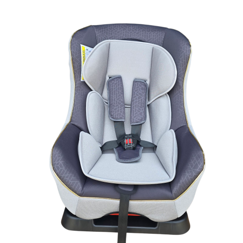 كرسي سيارة متعدد الوضعيات