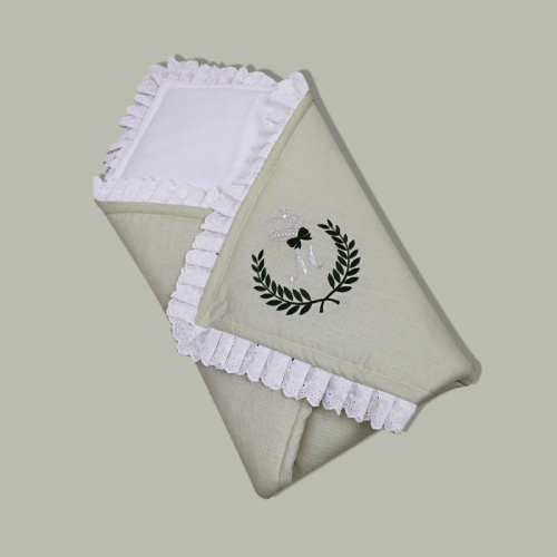 مدس استقبال معا تطريز الاسم (الالوان والشكل حسب ال...