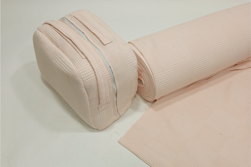 شنطة مواليد تتحول الي مفرشم معا ناموسية