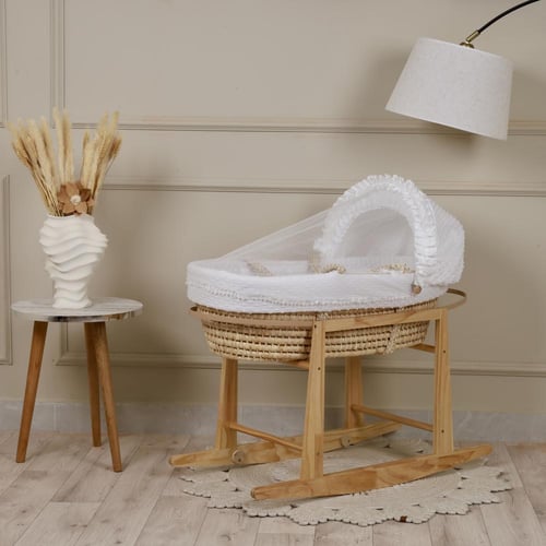 سلة قش بقماش حبوب الرمان