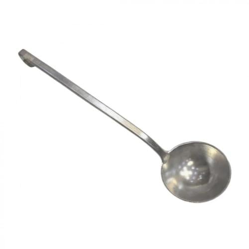 ملعقة معدن صغير