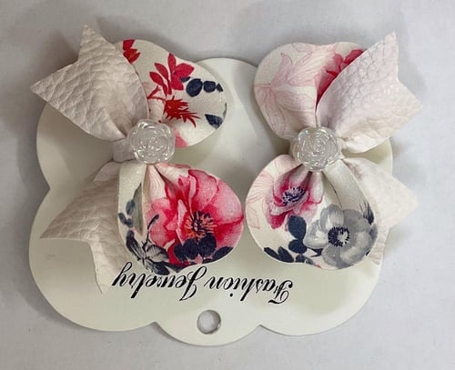 توكات جلد أبيض ومشجر