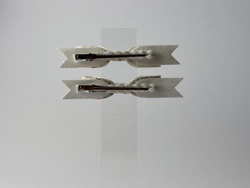 توكة جلد لامع بجليتر