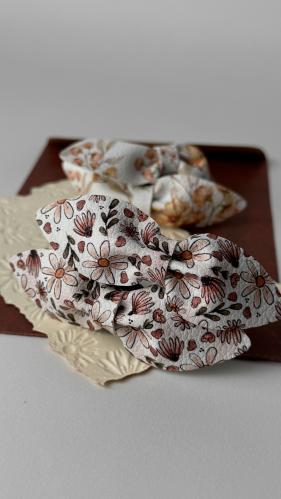 بكلات جلد مشجر