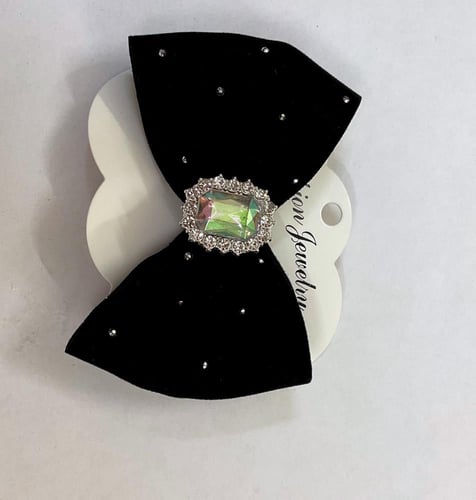 فيونكة مخمل