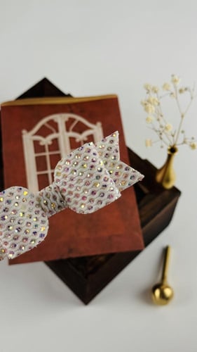 توكة جلد ابيض مع جليتر