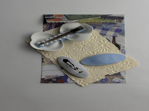 طقم توكات جلد سماوي لامع مع جلد أبيض مشجر