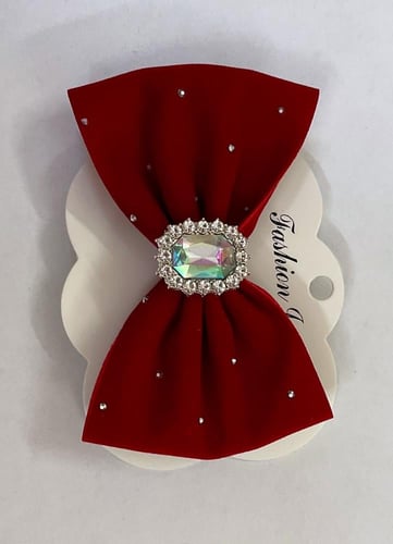 فيونكة مخمل