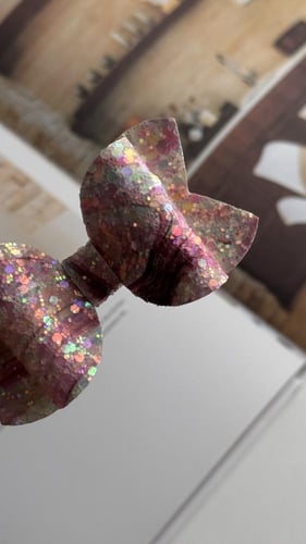 توكة جلد لامع تدرج اللون الوردي مموج