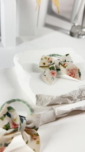 بكلات مطاط جلد أبيض مشجر