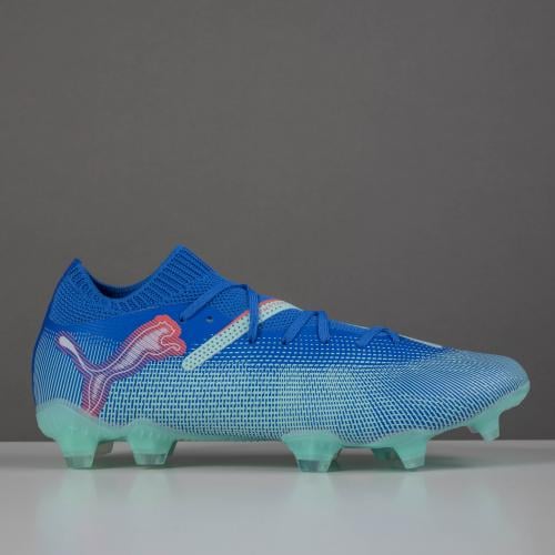 جزمة كرة قدم puma