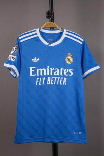 طقم ريال مدريد الاحتياطي الازرق 2025/2026