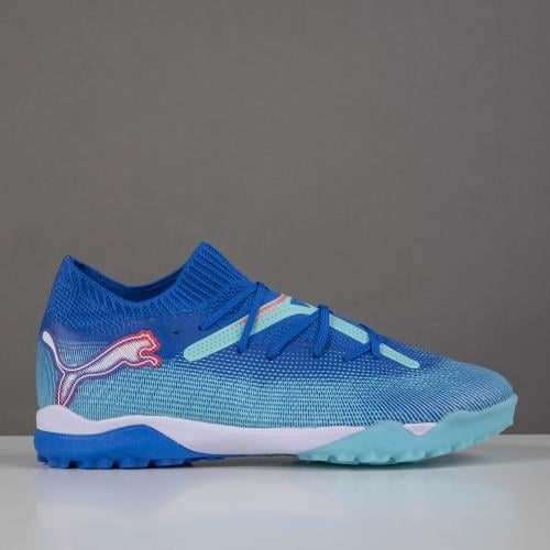 جزمة كرة قدم puma