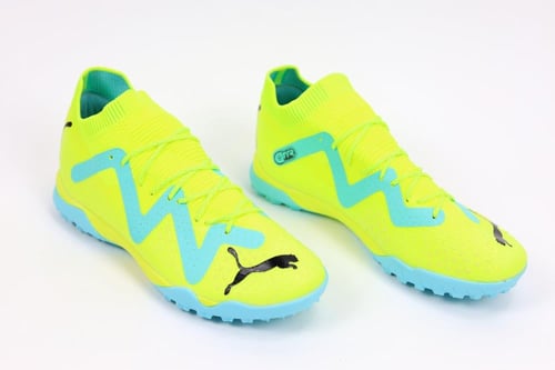 جزمة كرة قدم puma