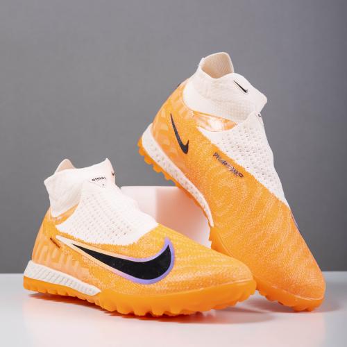 جزمة كرة قدم Nike