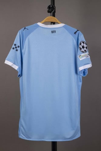 طقم مانشستر سيتي الاساسي 2025/2026