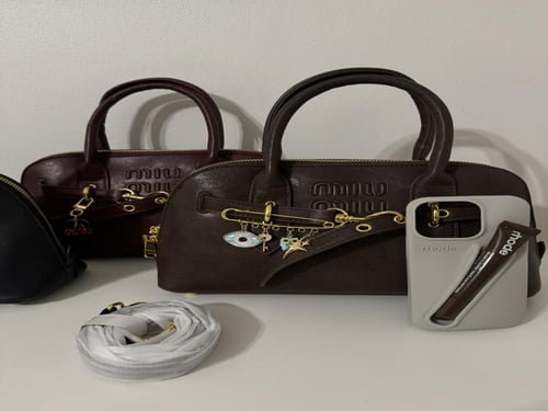 miu miu aventure medium