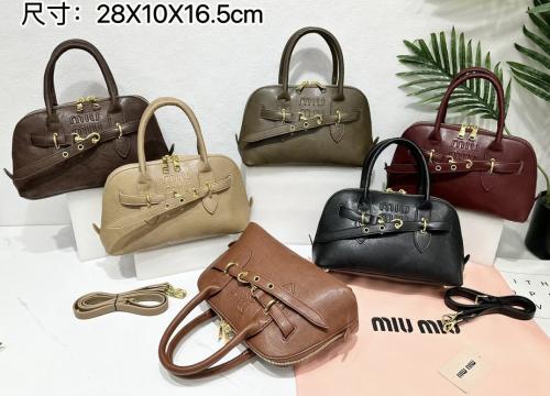 miu miu aventure medium