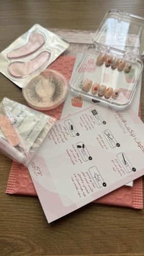 gift bag{birthdat-gradution.........} w card