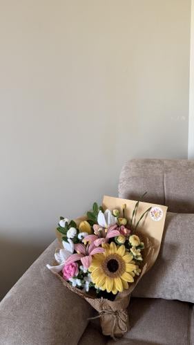 A bouquet of Areej