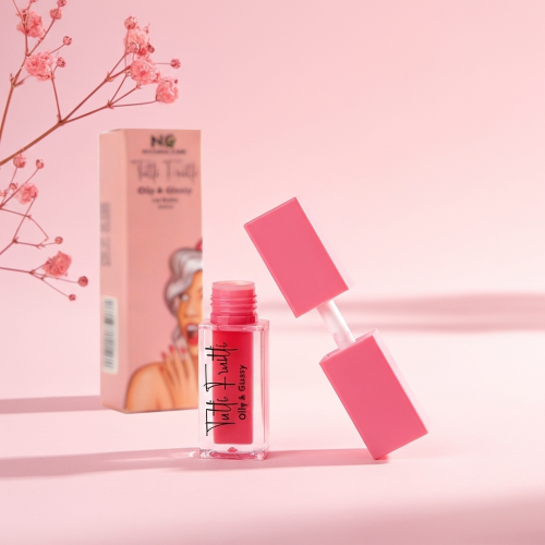 جْلوس الشفاه بالتوتي فروتي - Lip gloss tutti fruit...