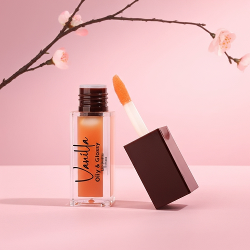 جْلوس الشفاه بالفانيلا - Lip gloss vanilla