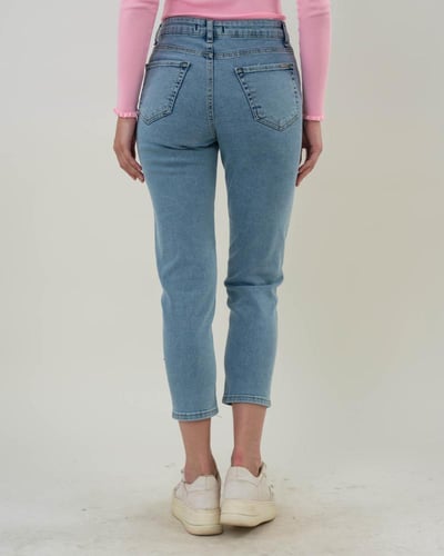 جينز نسائي بوي فريند سادة – ستايل كاجوال
