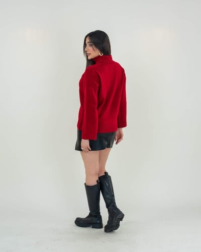 بلوزة شتوية ياقة مرتفعة أوفر سايز – فري سايز