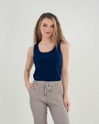 بلوزة نسائية بدون أكمام بياقة دائرية