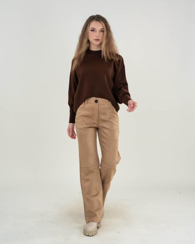 بنطلون نسائي مخمل