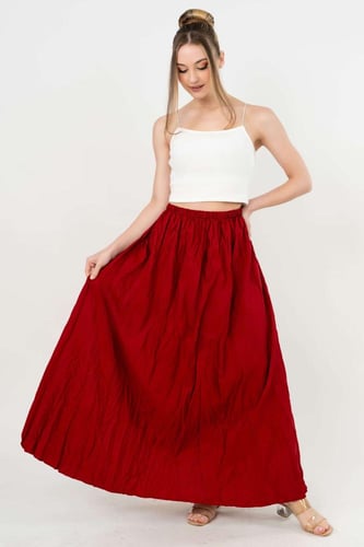 تنورة نسائية طويلة سادة