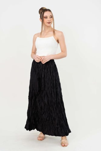 تنورة نسائية طويلة سادة