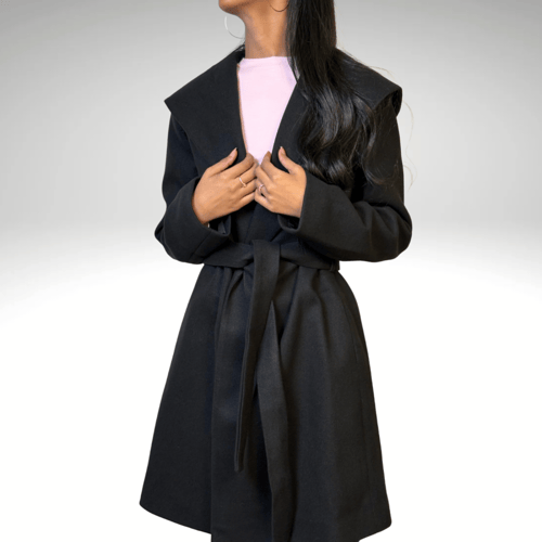 معطف نسائي جوخ قصير هودي وحزام