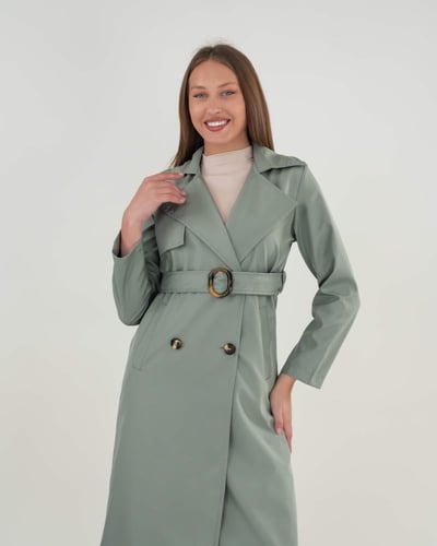 جاكيت نسائي طويل ضد المطر