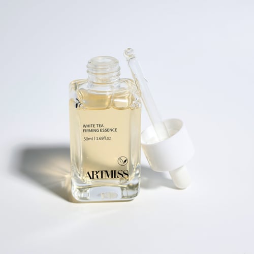 سيروم الشاي الأبيض المشدّد من آرتميس - 50 مل