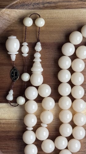 دومنه صب جديد لون كريمي – بتمليكه فاخره