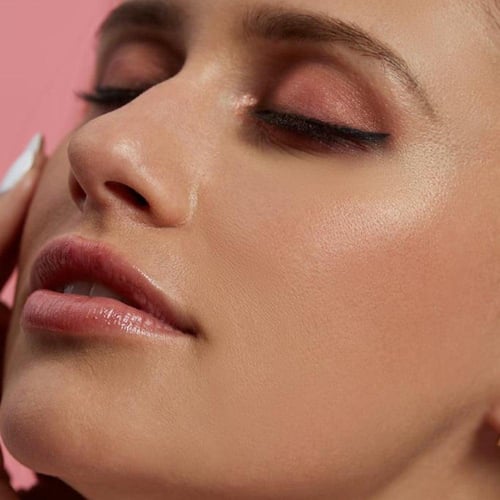 اكا بيوتي باليت موفي إضاءة و أحمر خدود و ظل عيون A...