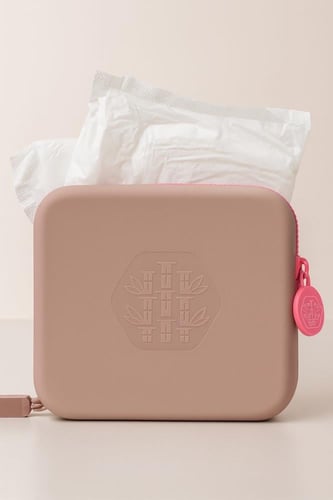 بكج 48 فوطة +محظة فوط