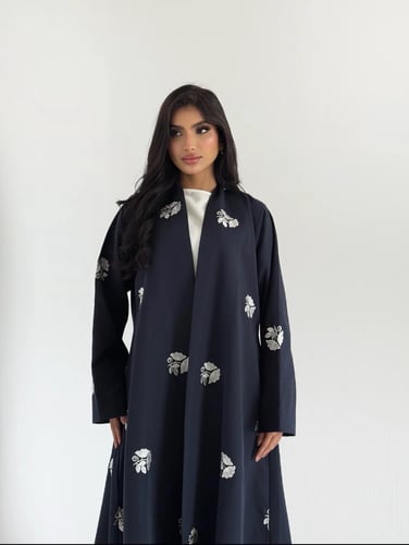 عباية تطريز خاص