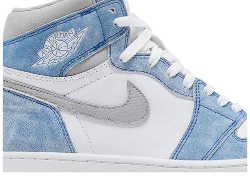 حذاء نايك اير جوردان 1 (أزرق/أبيض)