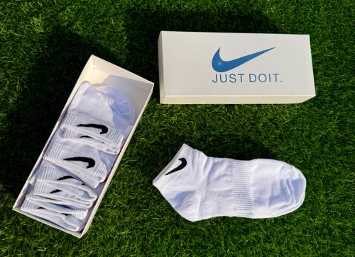 جوارب نايك بوكس