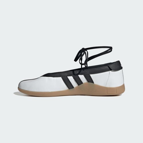 حذاء أديداس باليه التايكواندو مي (أبيض\أسود)