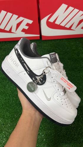 نايك اير فورس (ابيض)