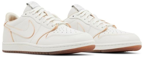 حذاء نايك اير جوردان 1 ريترو (أبيض)