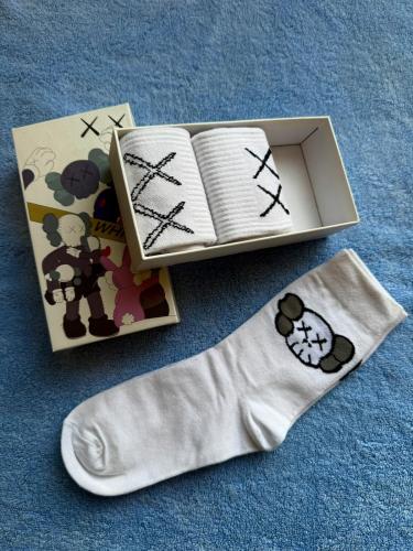 جوارب وايت بوكس