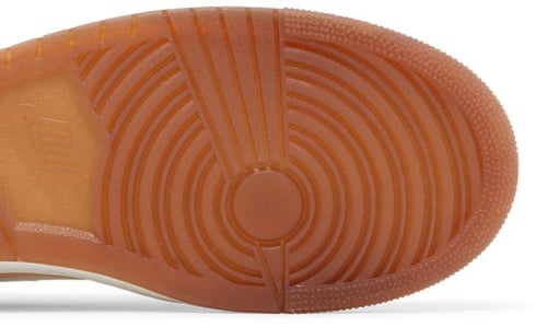 حذاء نايك اير جوردان 1 ريترو (أبيض)