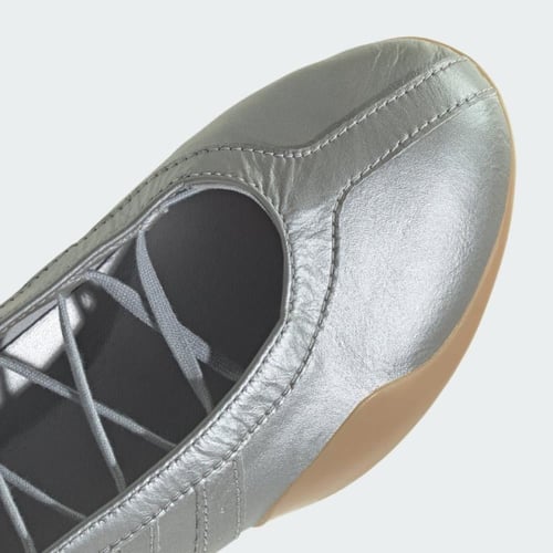 حذاء أديداس باليه التايكواندو مي (سلفر)