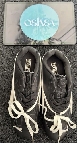 بوما سبيد كت روز (اسود/ابيض)