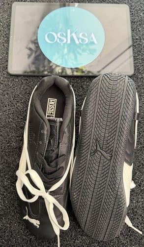 بوما سبيد كت روز (اسود/ابيض)