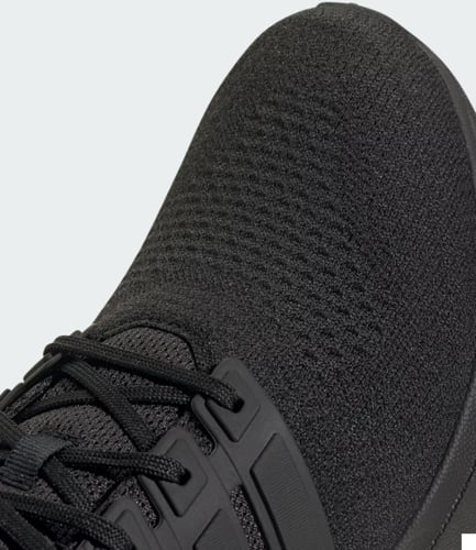 اديداس ألترا بوس (أسود)